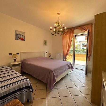 Ferienwohnung Residenza Venus Castiglioncello Exterior foto